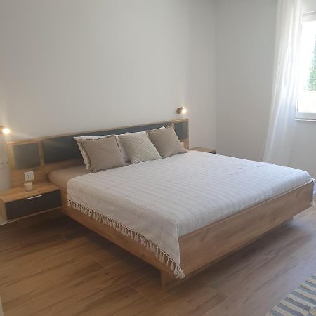 Pina Tourist Apartments Vodice Kültér fotó