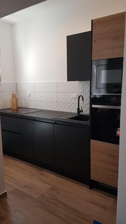 Pina Tourist Apartments Vodice Kültér fotó