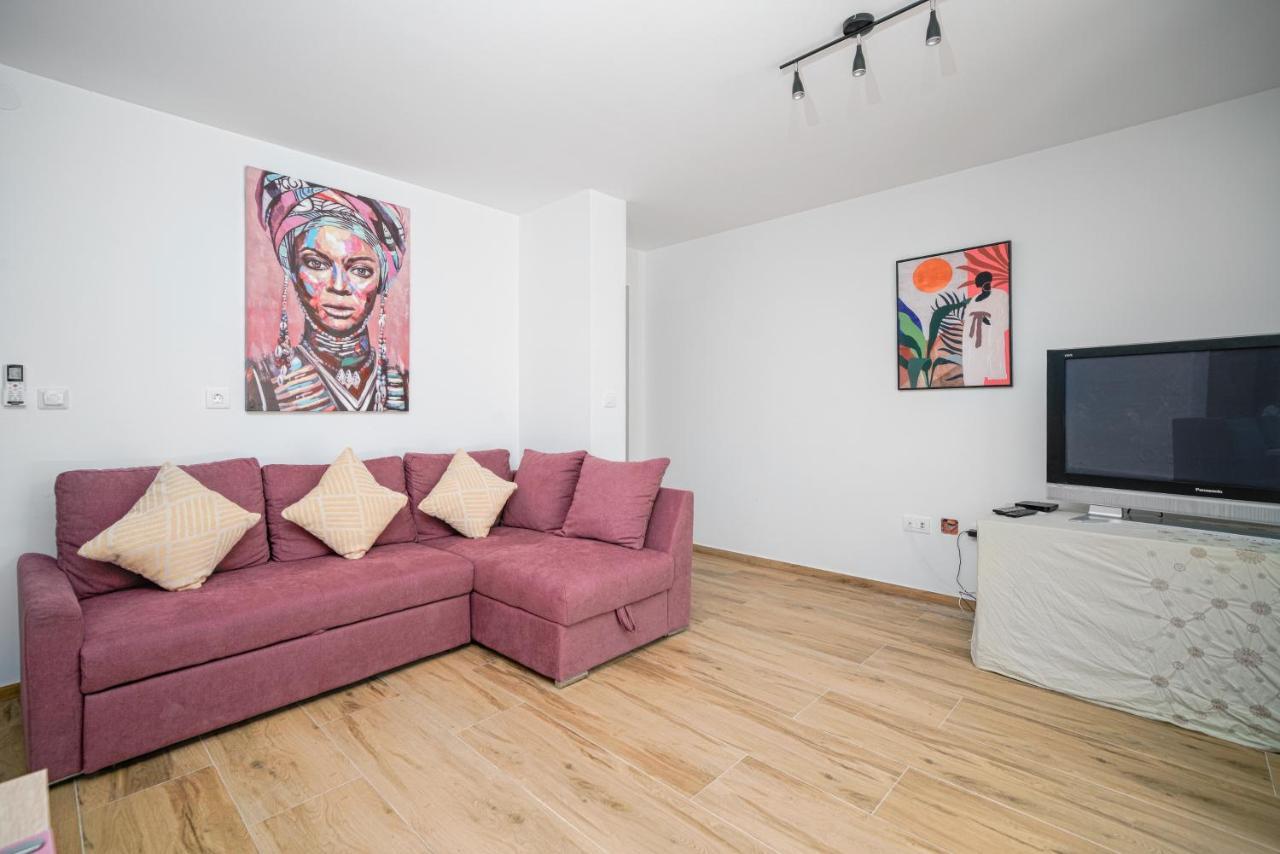 Pina Tourist Apartments Vodice Kültér fotó