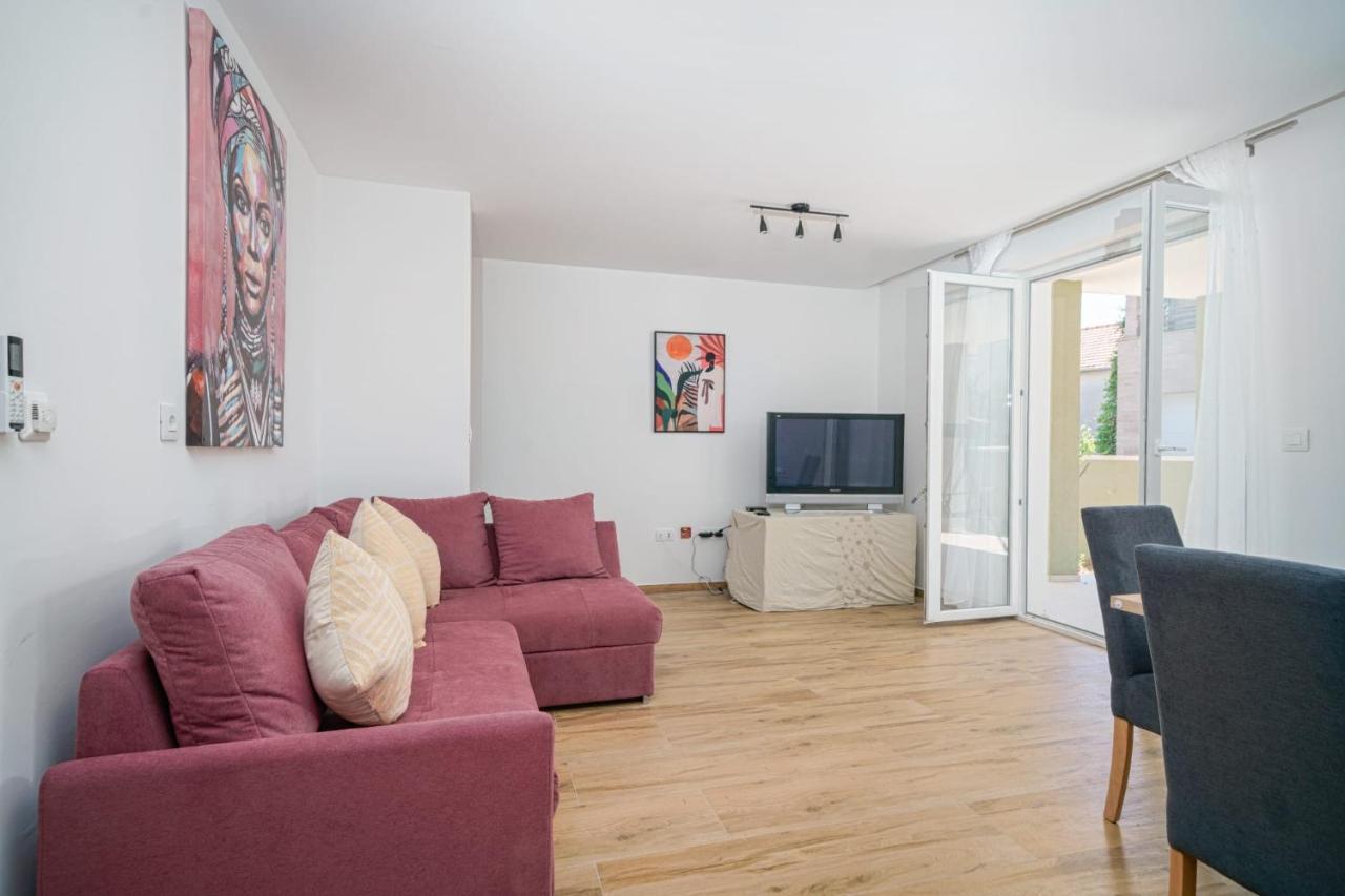 Pina Tourist Apartments Vodice Kültér fotó